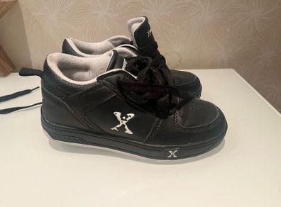 Heelys - Roller shoes