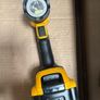 Dewalt 5ah / light new Image 2