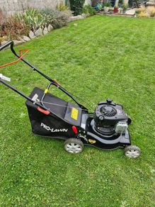 Briggs and stratten lawnmower