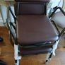 commode Image 3
