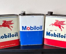 3 x Vintage Mobiloil 2L Oil Cans