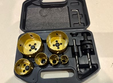 Workzone hole cutting set