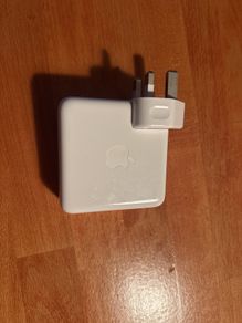 Apple USB-C 61w Power Adapter