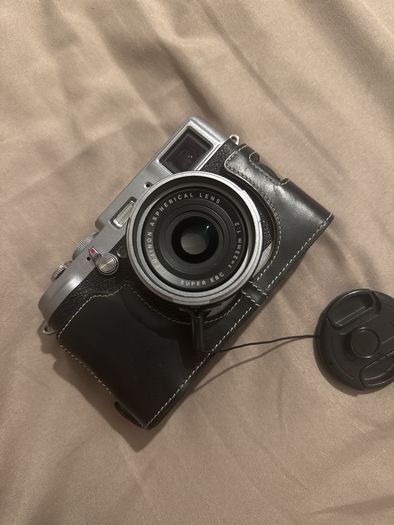 Fujifilm X100s