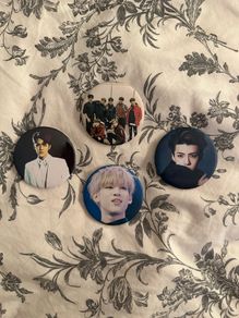 Kpop Pins