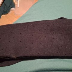 2 pairs of tights