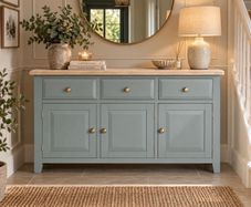 sideboard / dresser