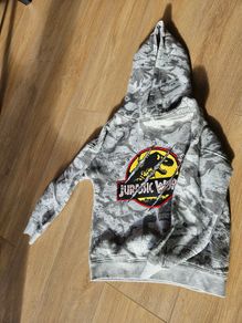 Jurassic world jumper for 8yo