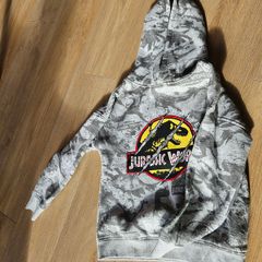 Jurassic world jumper for 8yo