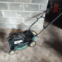 Pro Lawn Petrol Lawnmower Briggs and Stratton Starts First Time