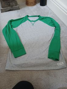 Gap Long sleeved tshirt