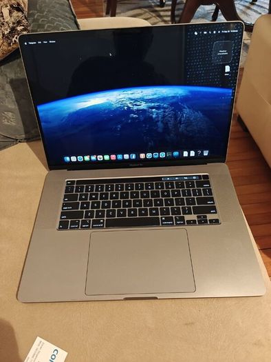 Laptop