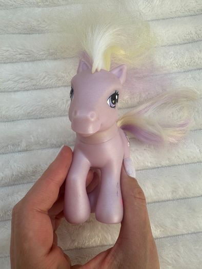 My Little Pony G3 Fluttershy 2002 Butterfly Used Please see pictures