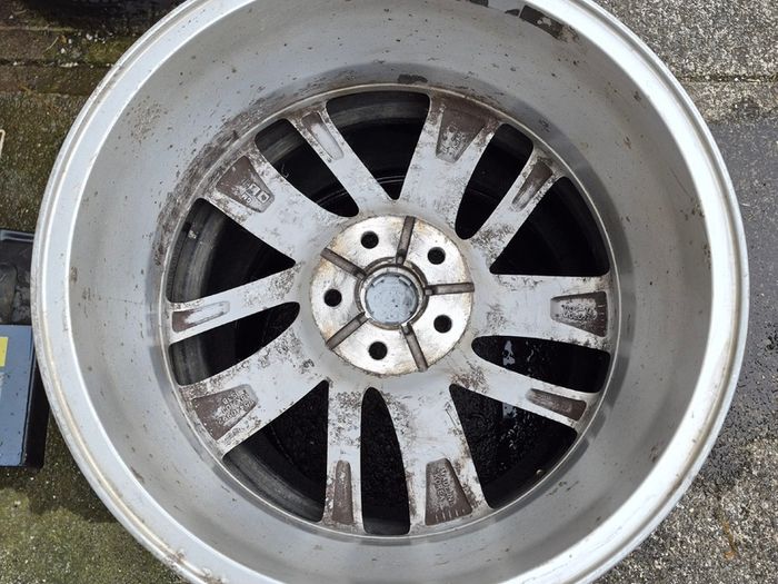 Set of 4 Genuine Opel Mokka 18 Alloy Wheels (5x105)  Delivery