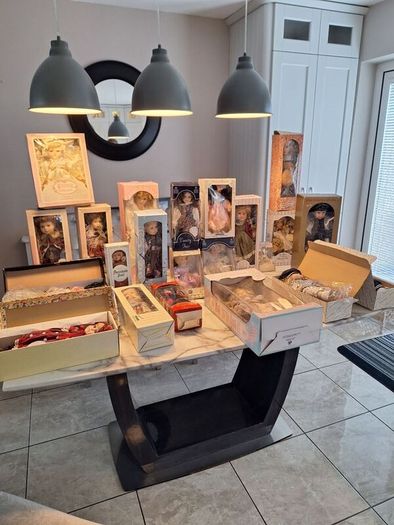 collectible dolls