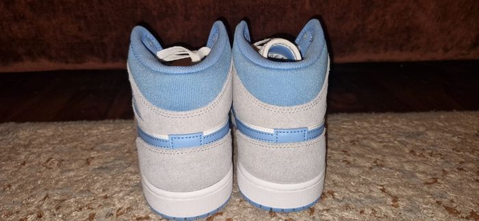 Nike Air Jordan 1 Mid University Blue Grey Shoes