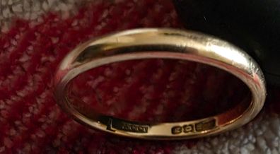 1910 18ct gold wedding Ring