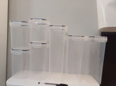 New Airtight Food Storage Containers. Assorted sizes