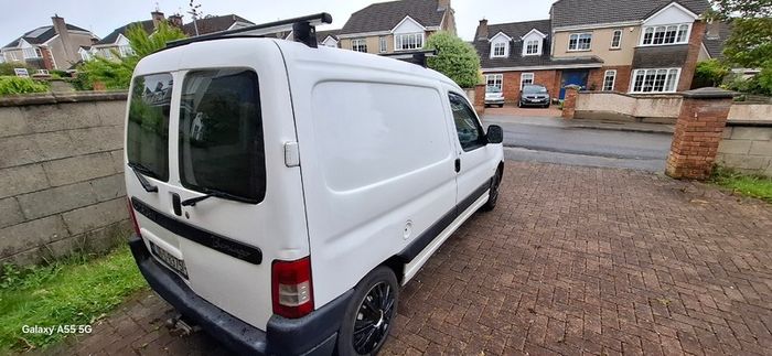 Car van