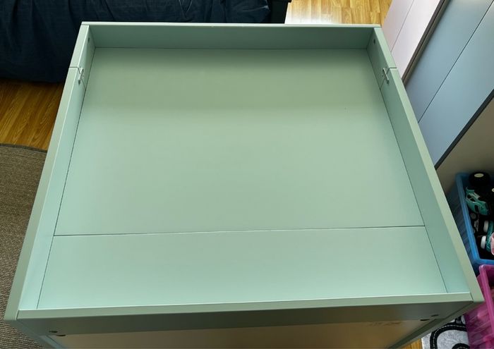 Changing table