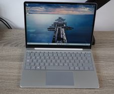 Microsoft Surface Laptop Go | Core i5 | 16GB RAM | 256GB | 100% sRGB Touch