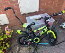 boys toddler bike