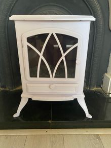 Sterling 2kw electric white stove A grade