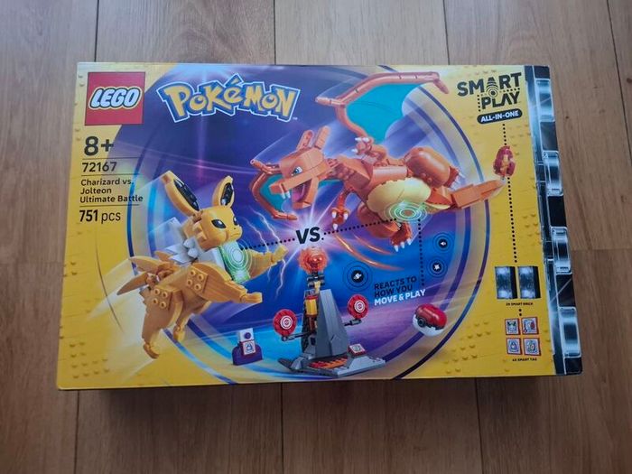 LEGO Pokemon 72167 SMART Play: Charizard vs. Jolteon Ultimate Battle