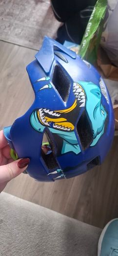 Bell kids helmet