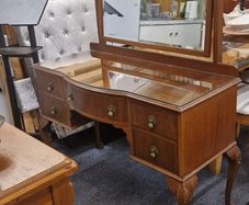 Dressing table