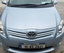 Toyota auris