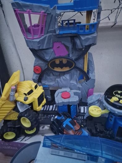 toys