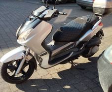Yamaha xmax 250