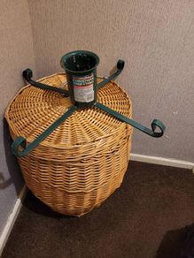 Christmas tree stand
