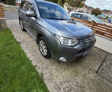 15 Mitsubishi Outlander PHEV 4W