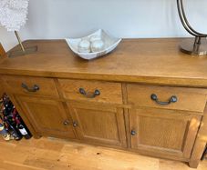 3 doors & 3 drawers Oak Sideboard