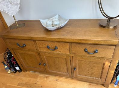 3 doors & 3 drawers Oak Sideboard