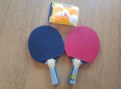 2 Table Tennis Bats with balls