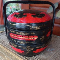 Vintage hand made, hand painted Japanese lunch pail, D18