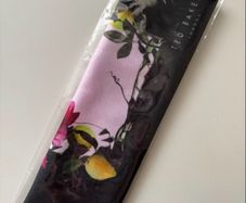 Ted Baker glasses cleaning cloth