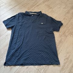 Mens polo shirt, size Large.