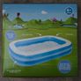large swimming pool Image 2