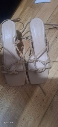 women shoes