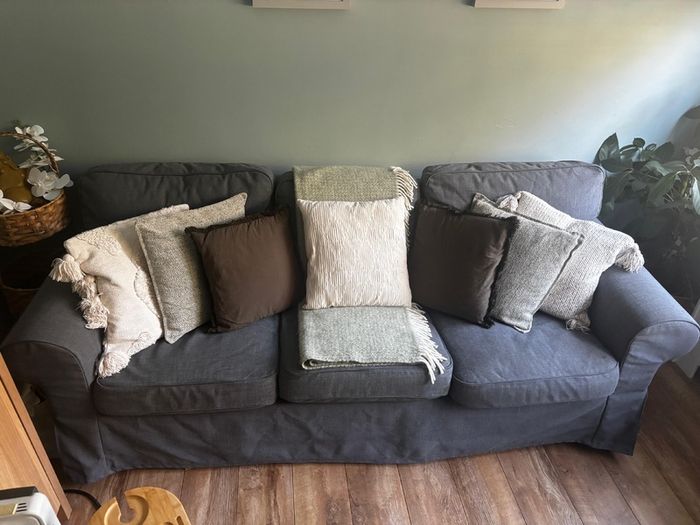 sofa/couch great condition