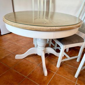 Easy Living Dining Table & 4 Chairs