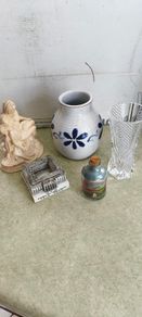 5 Different itmes -GPO Building 3D . 24. 00 euro,  Beautiful sand bottle 14.00 euro. Vintage French Lead Crystal Vase, Cristal d'Arques Small Flower Vase 25.00 euro. Small glazed pottery flower vase 18.00 euro.Vintage Pieta Virgin Mary Cradling Jesus Stat