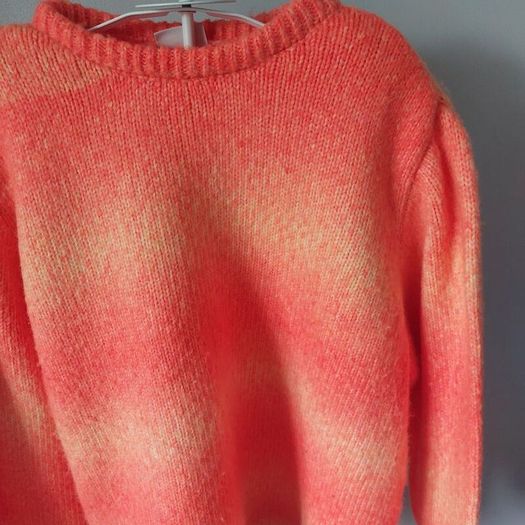 jumper... 3 fir 2 on all clothing