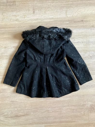 Dunnes girls coat, 5-6Y