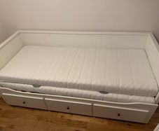 Hemnes day bed/ sofa bed with mattress