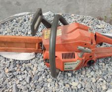 Husqvarna 136